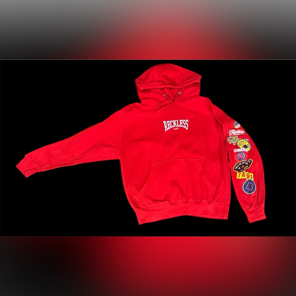 Young & Reckless Los Angeles Men’s Size M Red‎ Pullover Hoodie.